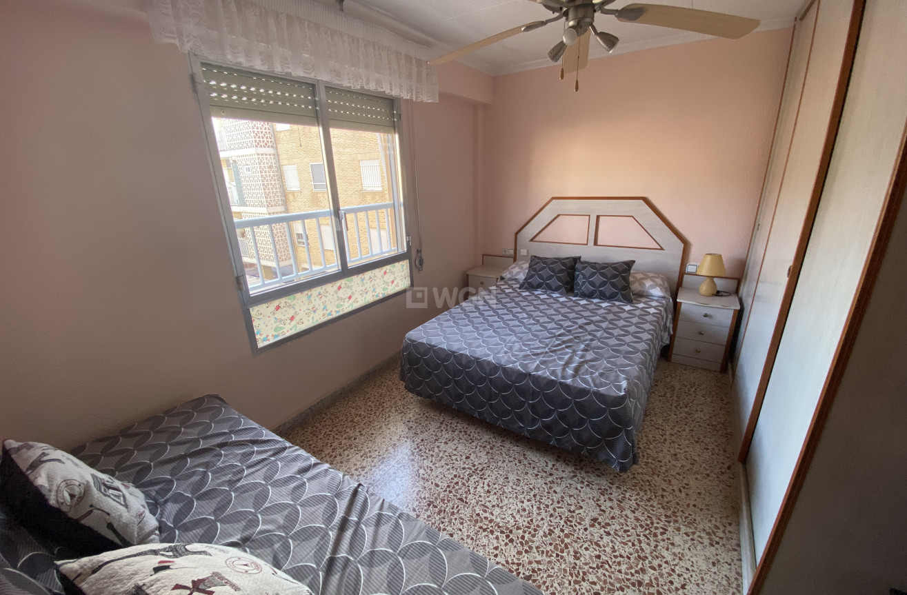 Odsprzedaż - Mieszkanie w bloku - Santa Pola - Costa Blanca