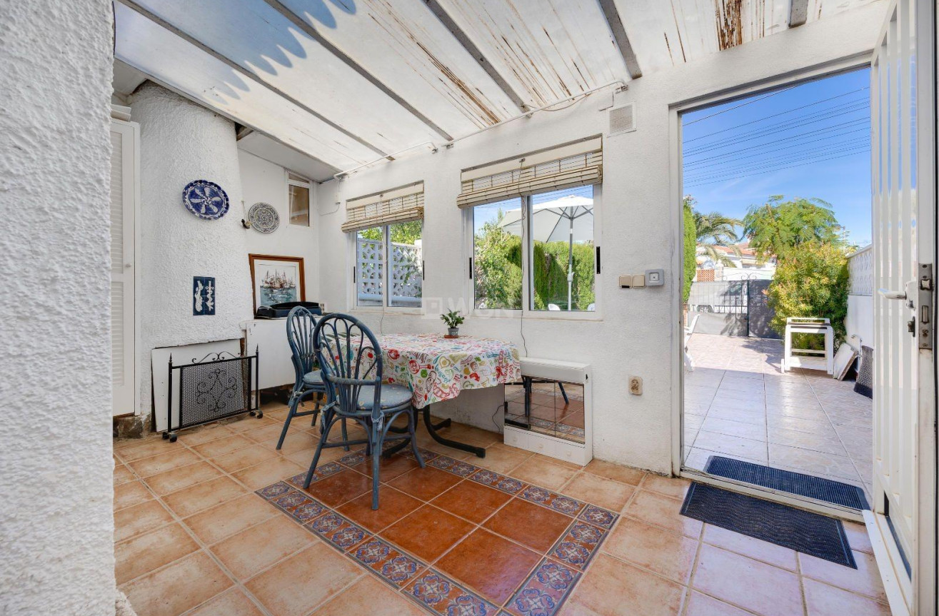 Reventa - Villa - Torrevieja - Calas Blanca