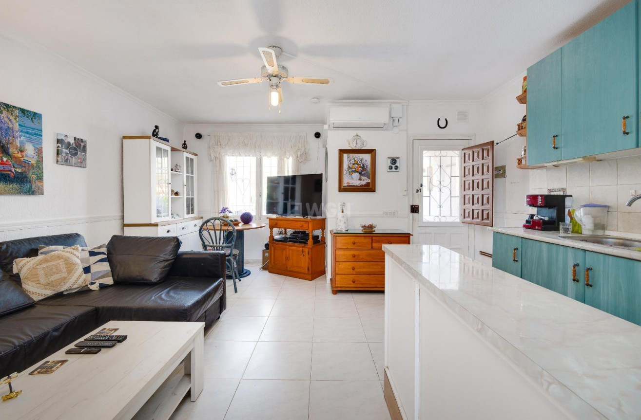 Reventa - Villa - Torrevieja - Calas Blanca