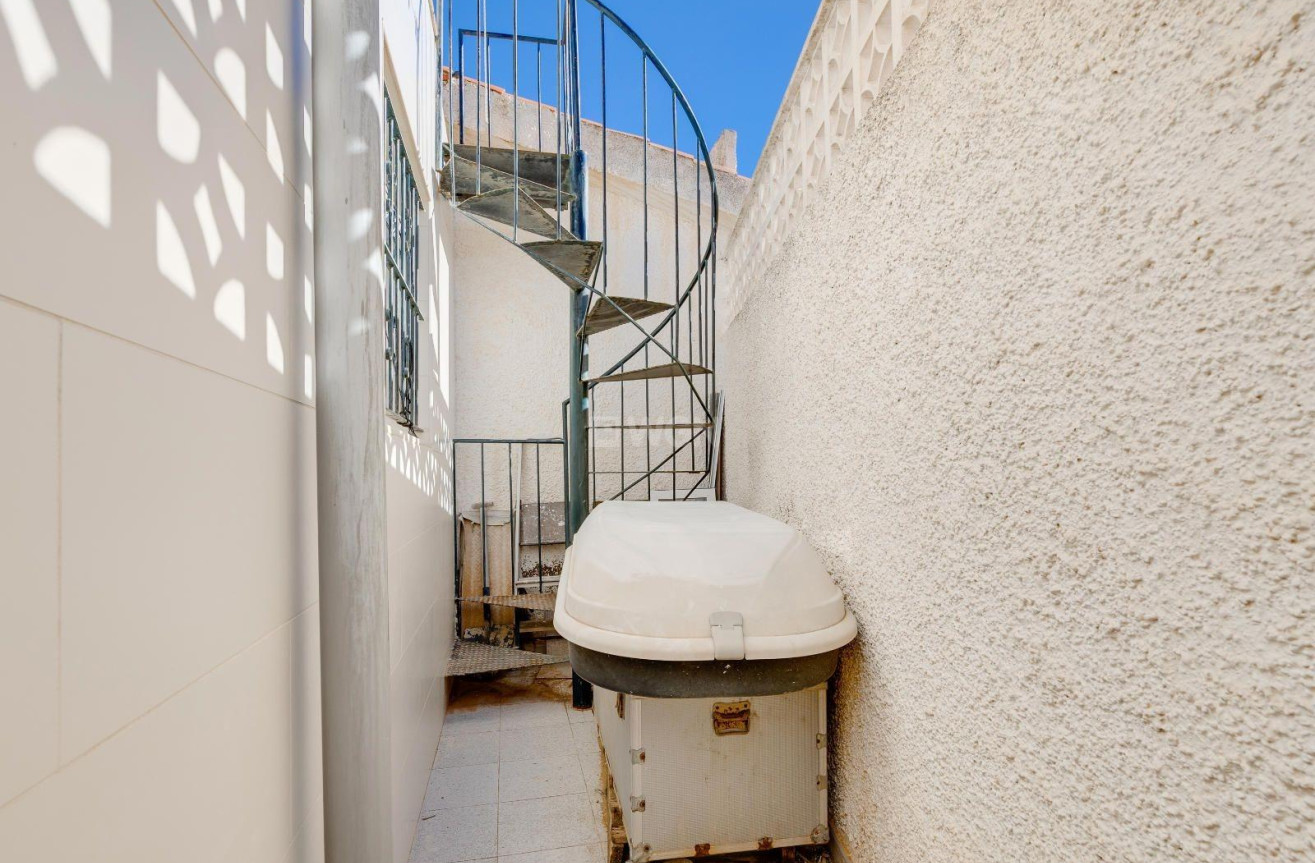 Reventa - Villa - Torrevieja - Calas Blanca