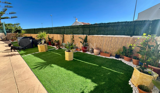 Odsprzedaż - Villa - San Miguel de Salinas - Residencial Los Flamencos