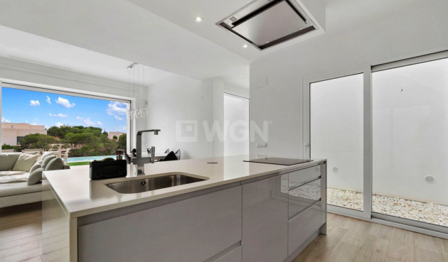 Odsprzedaż - Villa - Orihuela - Las Colinas Golf