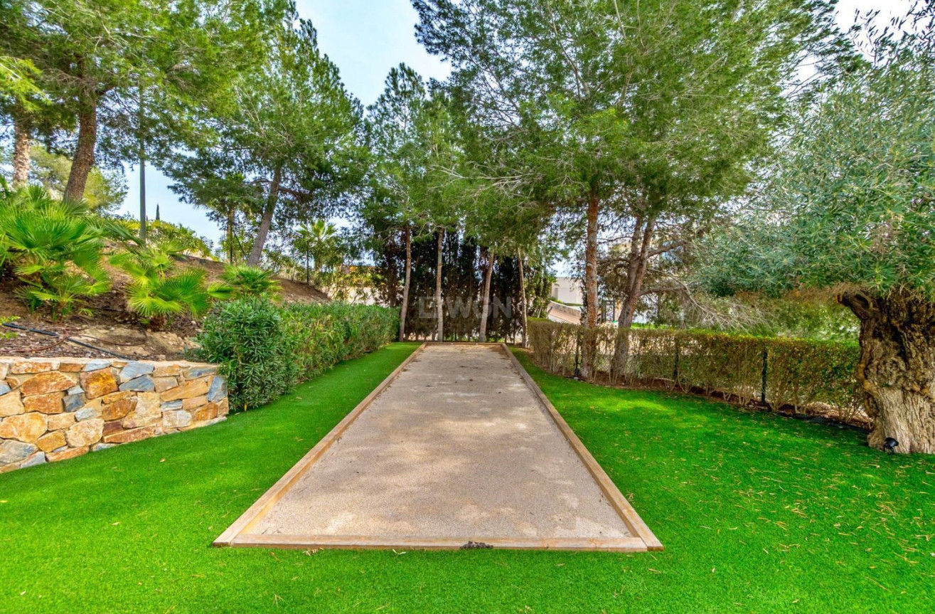 Odsprzedaż - Villa - Orihuela - Las Colinas Golf