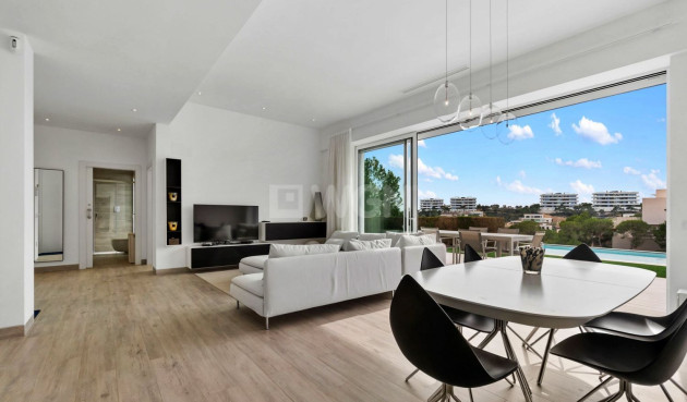 Odsprzedaż - Villa - Orihuela - Las Colinas Golf