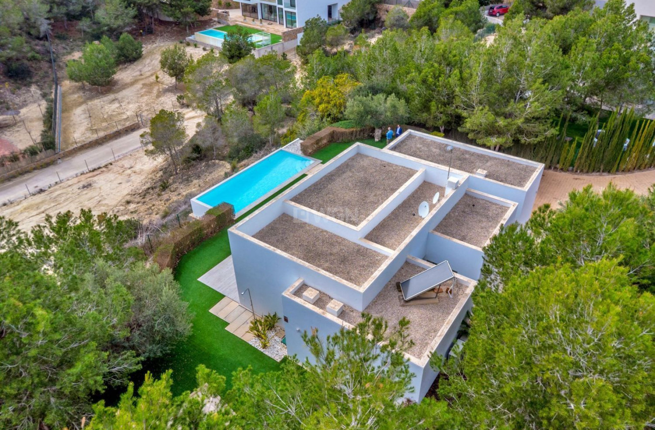 Odsprzedaż - Villa - Orihuela - Las Colinas Golf