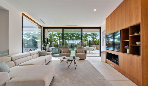 Odsprzedaż - Villa - Orihuela - Las Colinas Golf