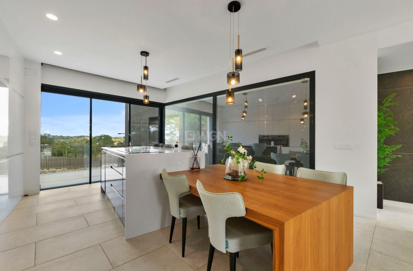 Odsprzedaż - Villa - Orihuela - Las Colinas Golf