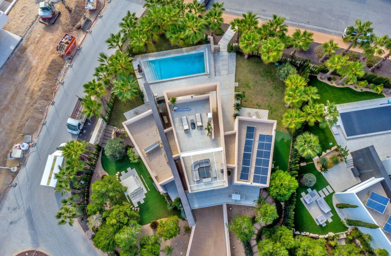 Odsprzedaż - Villa - Orihuela - Las Colinas Golf