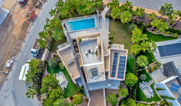 Odsprzedaż - Villa - Orihuela - Las Colinas Golf