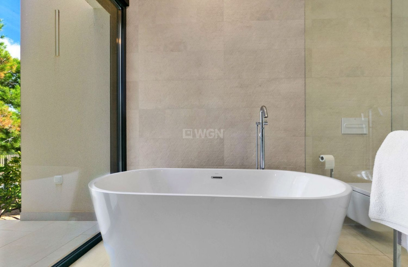 Odsprzedaż - Villa - Orihuela - Las Colinas Golf