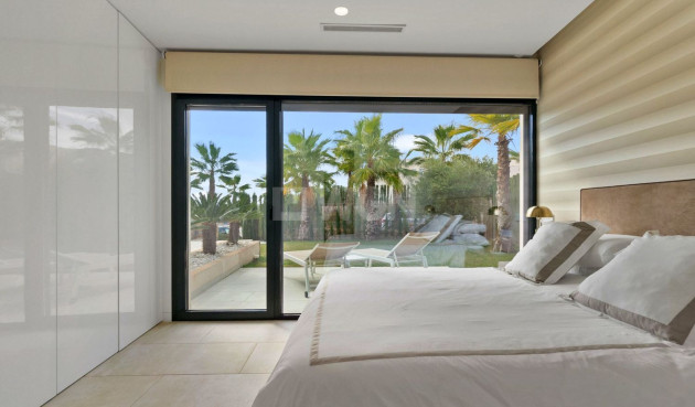 Odsprzedaż - Villa - Orihuela - Las Colinas Golf