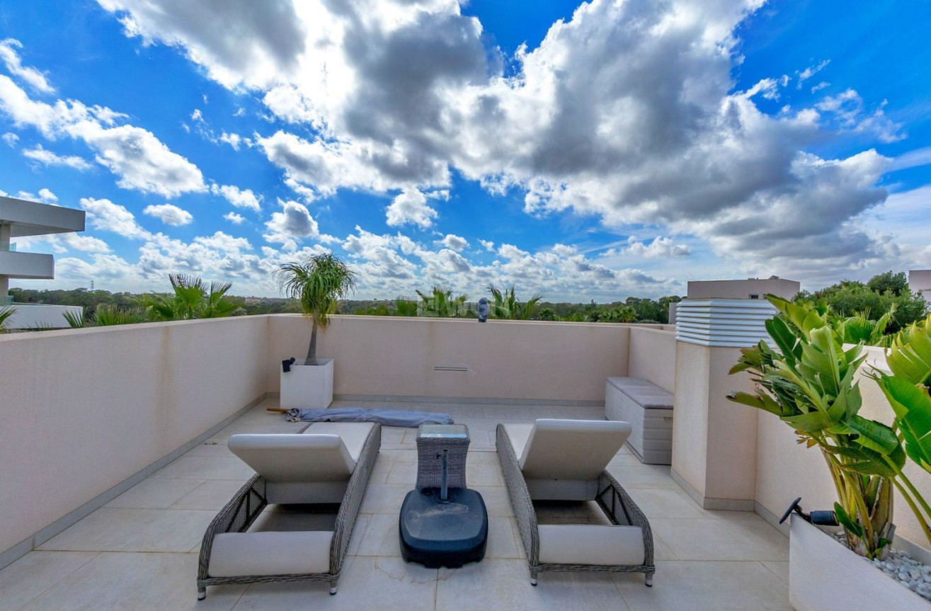 Odsprzedaż - Villa - Orihuela - Las Colinas Golf