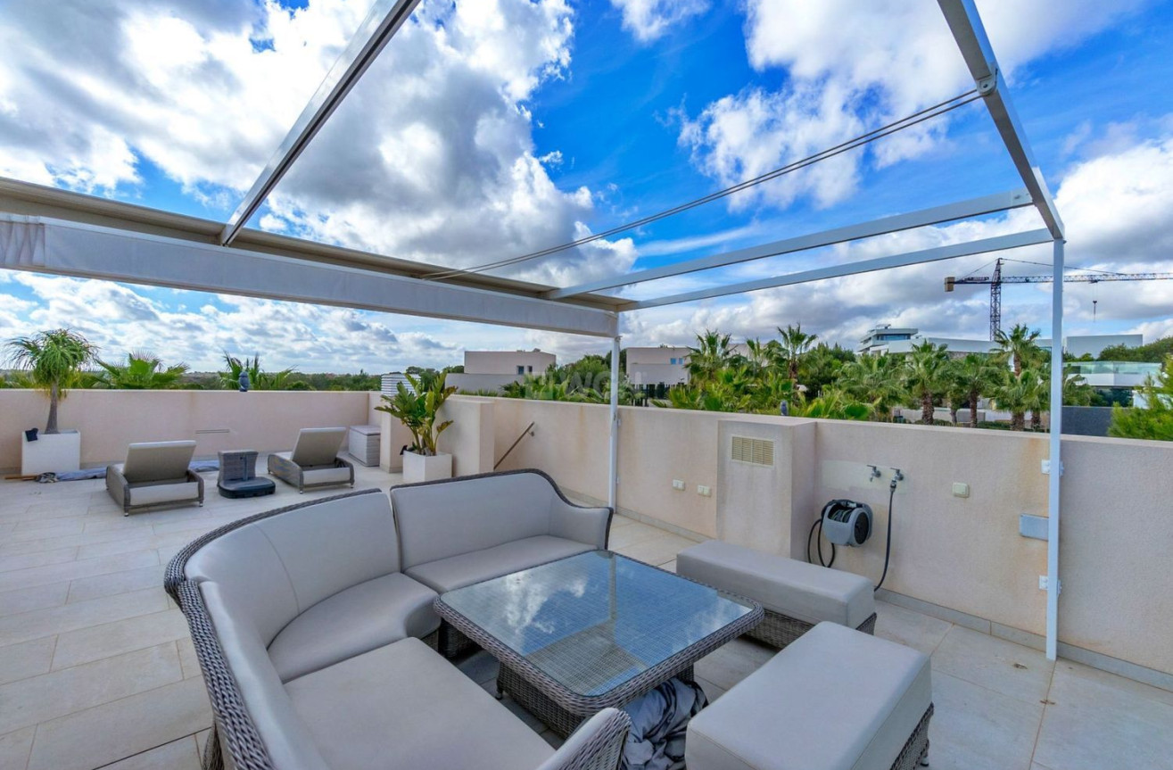 Odsprzedaż - Villa - Orihuela - Las Colinas Golf