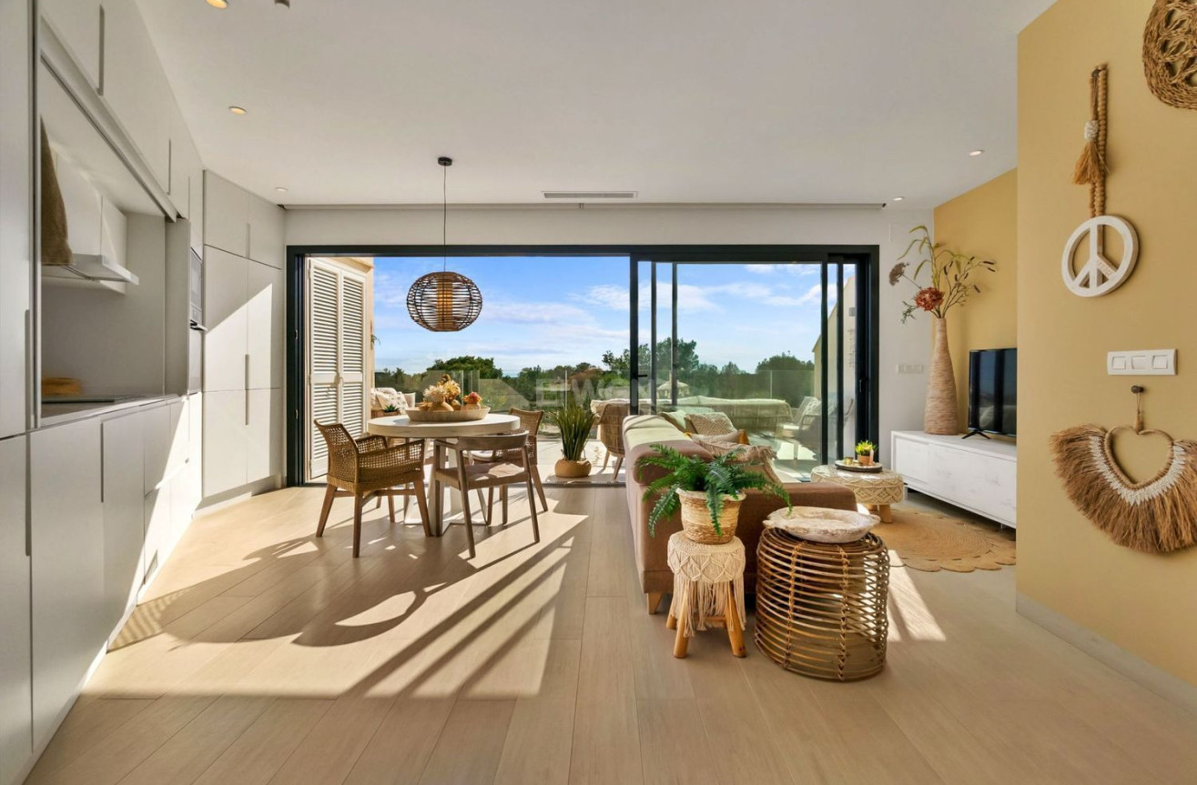 Odsprzedaż - Mieszkanie w bloku - Orihuela - Las Colinas Golf