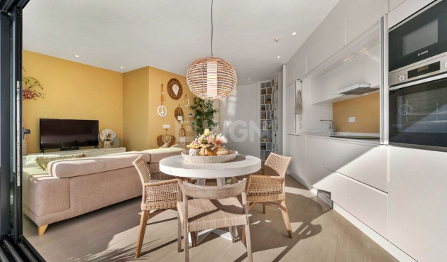 Odsprzedaż - Mieszkanie w bloku - Orihuela - Las Colinas Golf