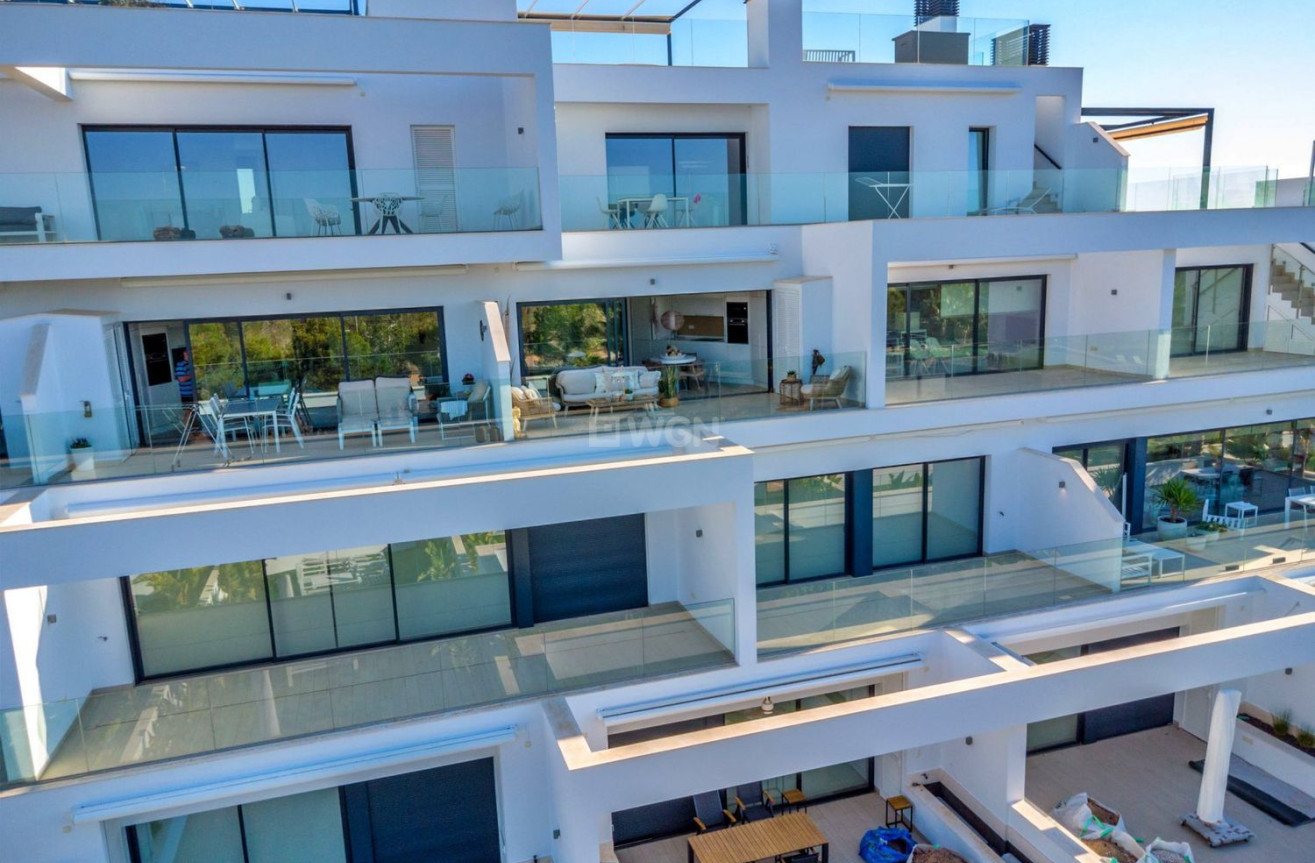 Odsprzedaż - Mieszkanie w bloku - Orihuela - Las Colinas Golf