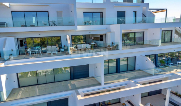 Odsprzedaż - Mieszkanie w bloku - Orihuela - Las Colinas Golf