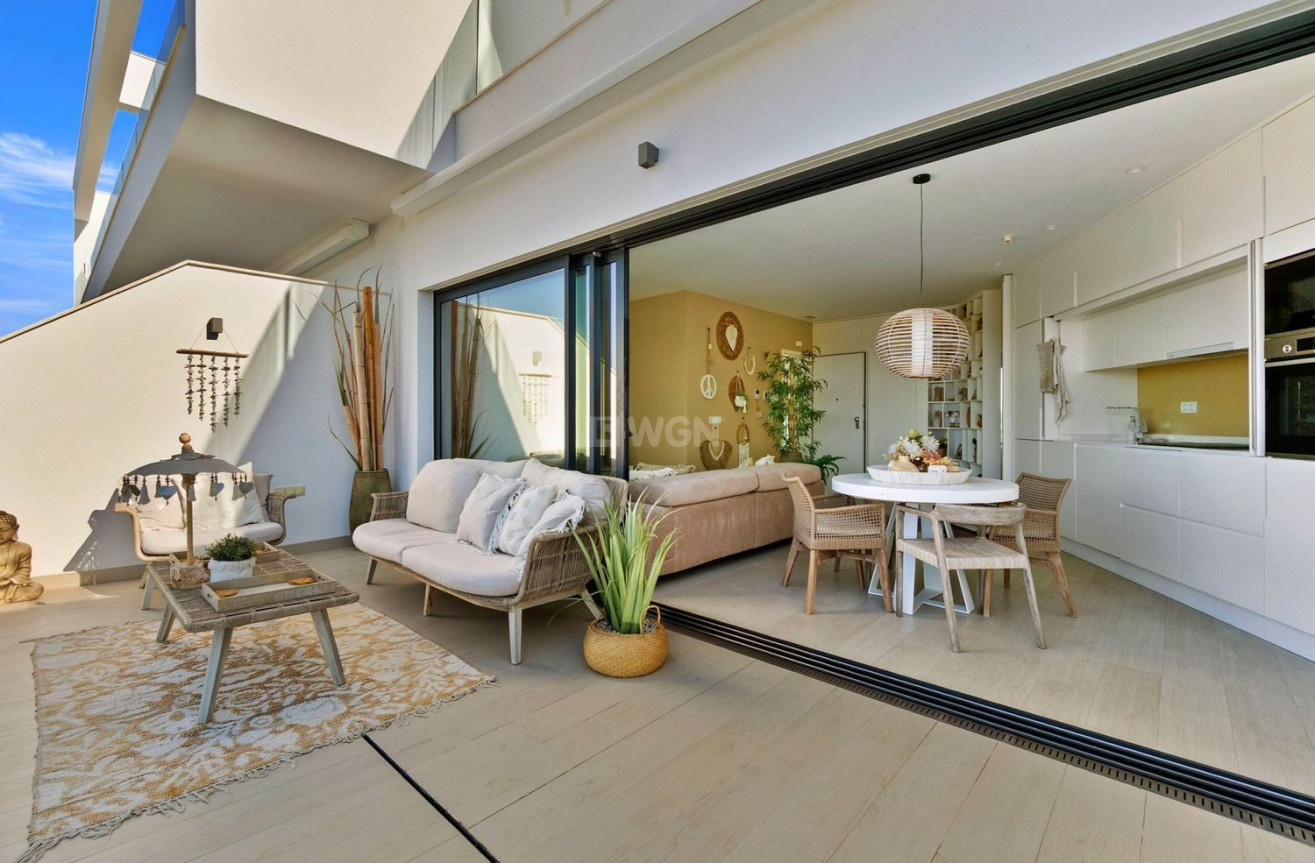 Odsprzedaż - Mieszkanie w bloku - Orihuela - Las Colinas Golf