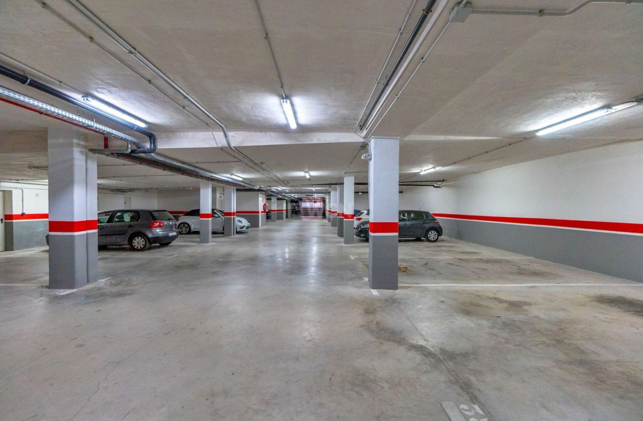 Odsprzedaż - Mieszkanie w bloku - Orihuela - Las Colinas Golf