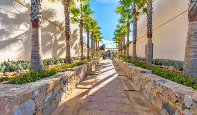 Odsprzedaż - Mieszkanie w bloku - Orihuela - Las Colinas Golf