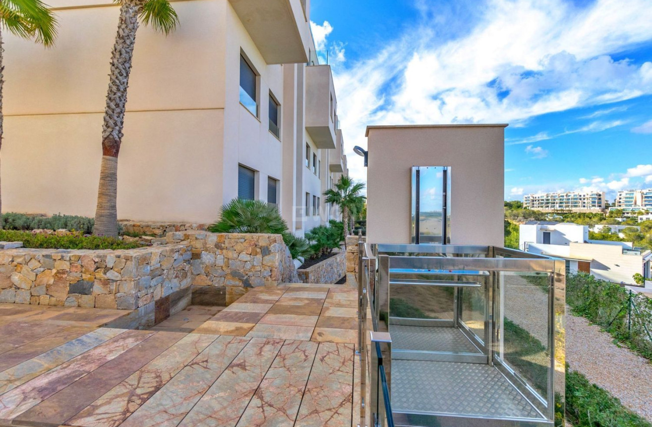 Odsprzedaż - Mieszkanie w bloku - Orihuela - Las Colinas Golf