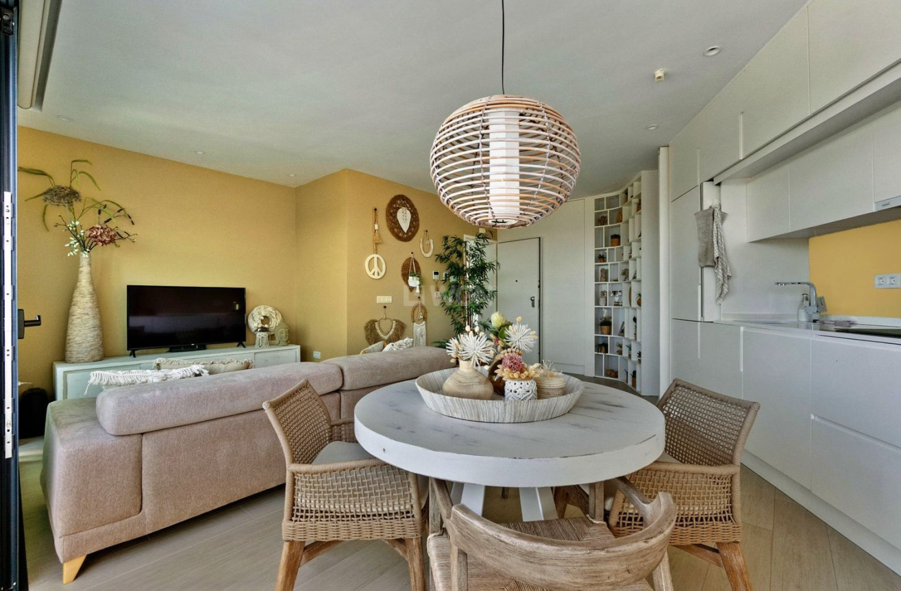 Odsprzedaż - Mieszkanie w bloku - Orihuela - Las Colinas Golf