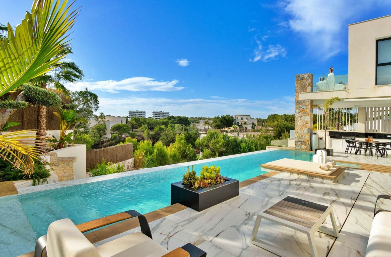 Odsprzedaż - Villa - Orihuela - Las Colinas Golf