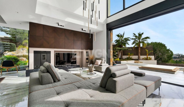 Odsprzedaż - Villa - Orihuela - Las Colinas Golf