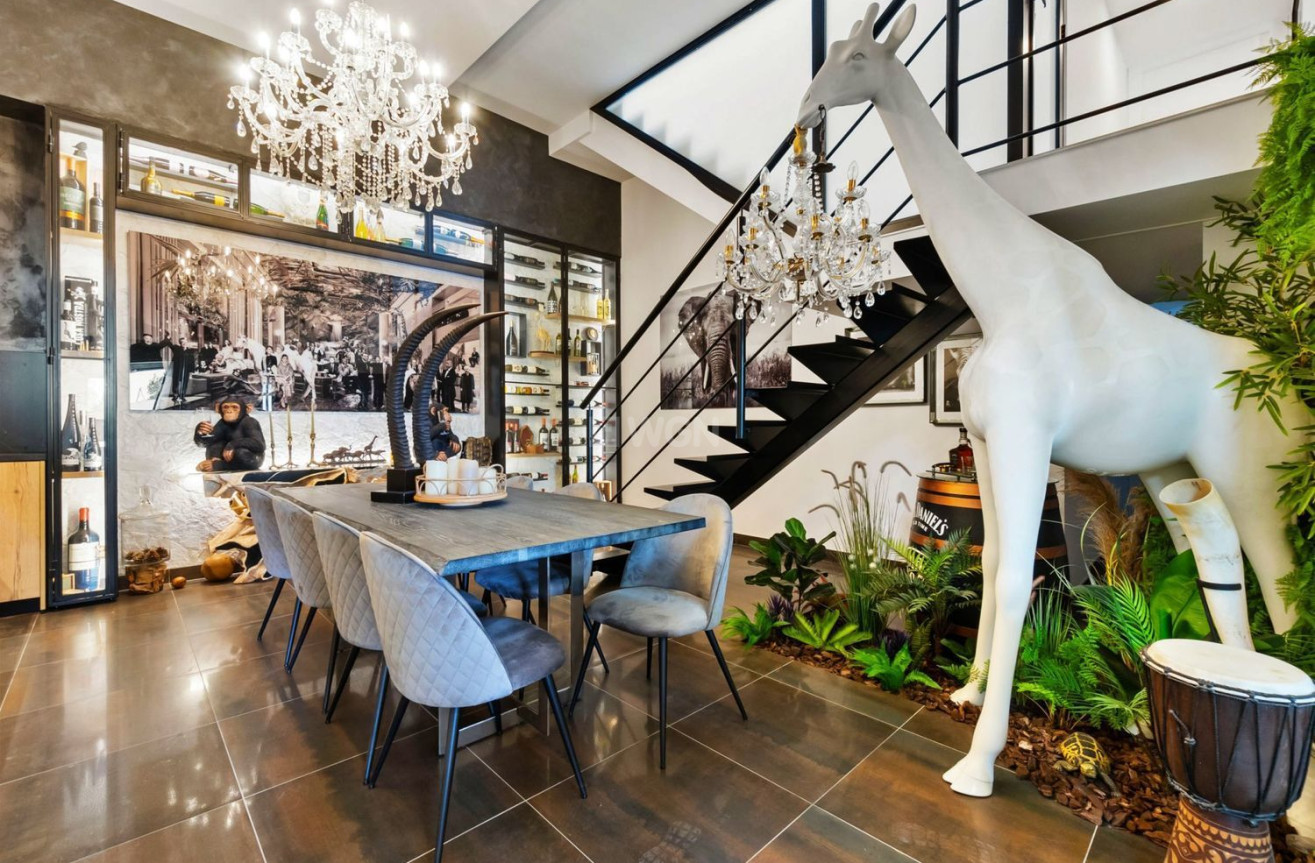 Odsprzedaż - Villa - Orihuela - Las Colinas Golf