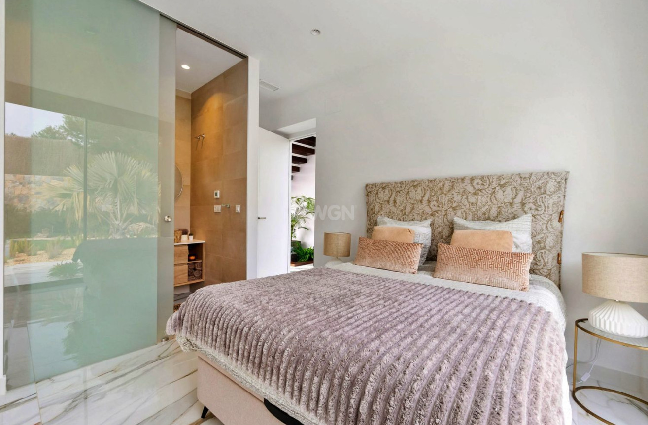 Odsprzedaż - Villa - Orihuela - Las Colinas Golf