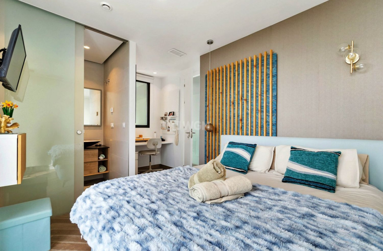 Odsprzedaż - Villa - Orihuela - Las Colinas Golf