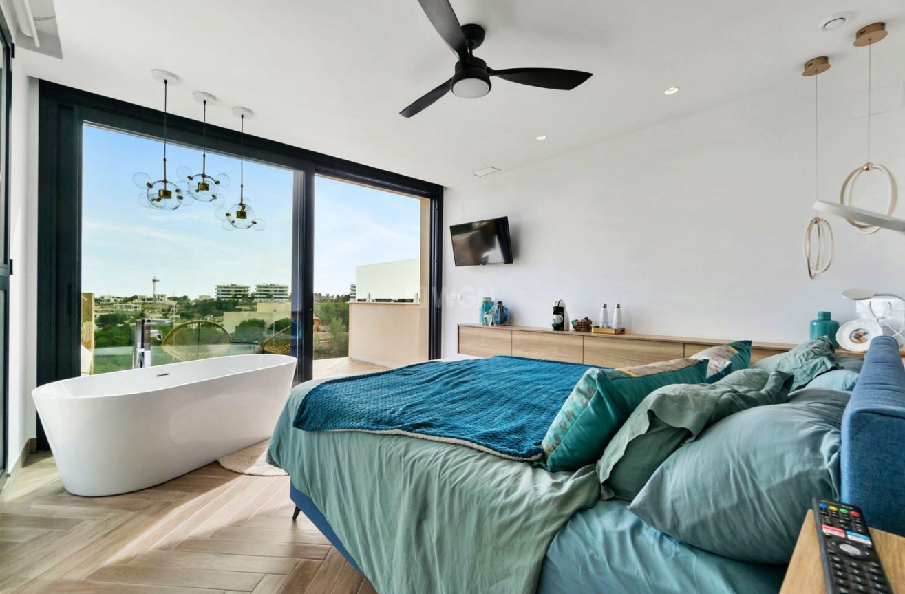 Odsprzedaż - Villa - Orihuela - Las Colinas Golf