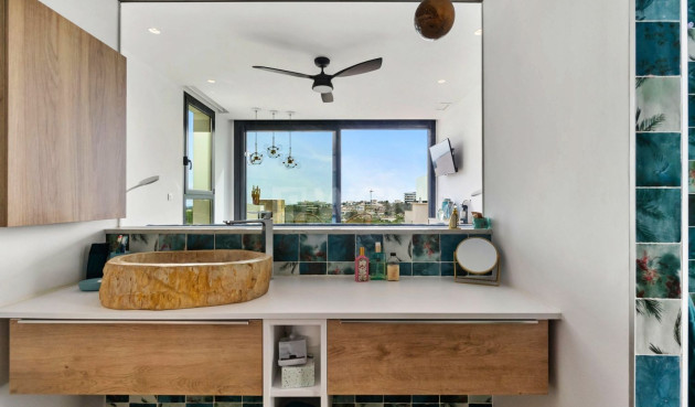 Odsprzedaż - Villa - Orihuela - Las Colinas Golf