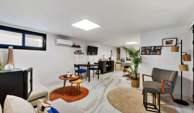 Odsprzedaż - Villa - Orihuela - Las Colinas Golf