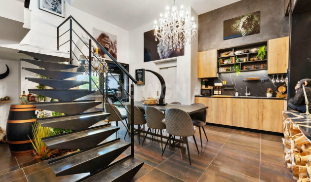 Odsprzedaż - Villa - Orihuela - Las Colinas Golf