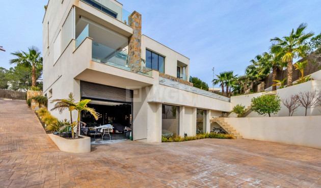 Odsprzedaż - Villa - Orihuela - Las Colinas Golf