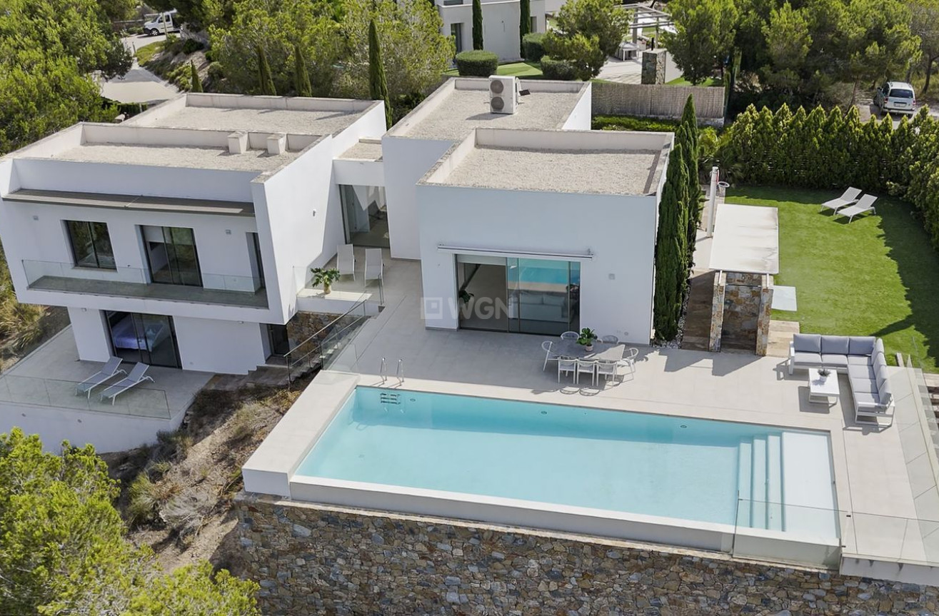 Odsprzedaż - Villa - Orihuela - Las Colinas Golf