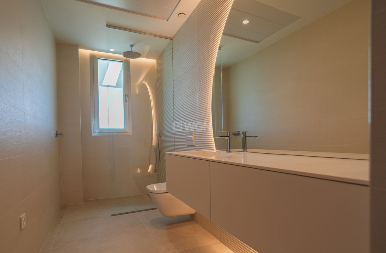 Odsprzedaż - Mieszkanie w bloku - Orihuela - Las Colinas Golf