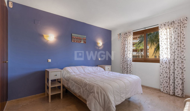 Odsprzedaż - Mieszkanie w bloku - Torrevieja - Punta Prima