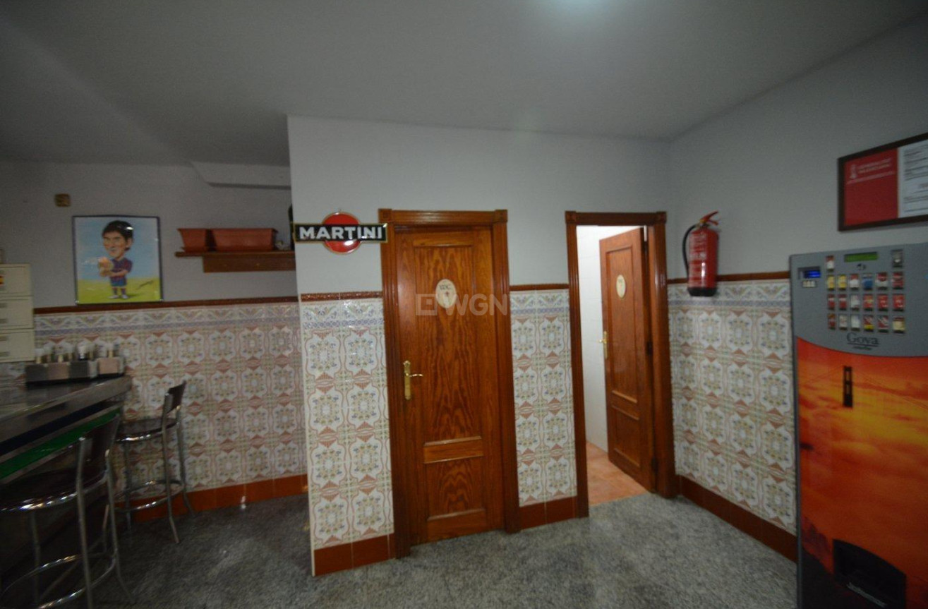 Resale - Commercial - Bigastro - Centro