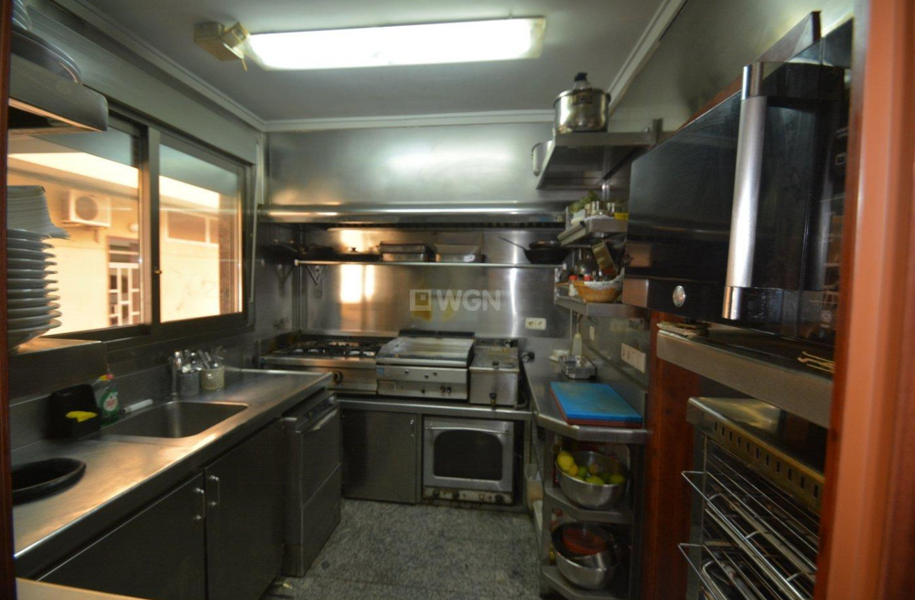 Resale - Commercial - Bigastro - Centro