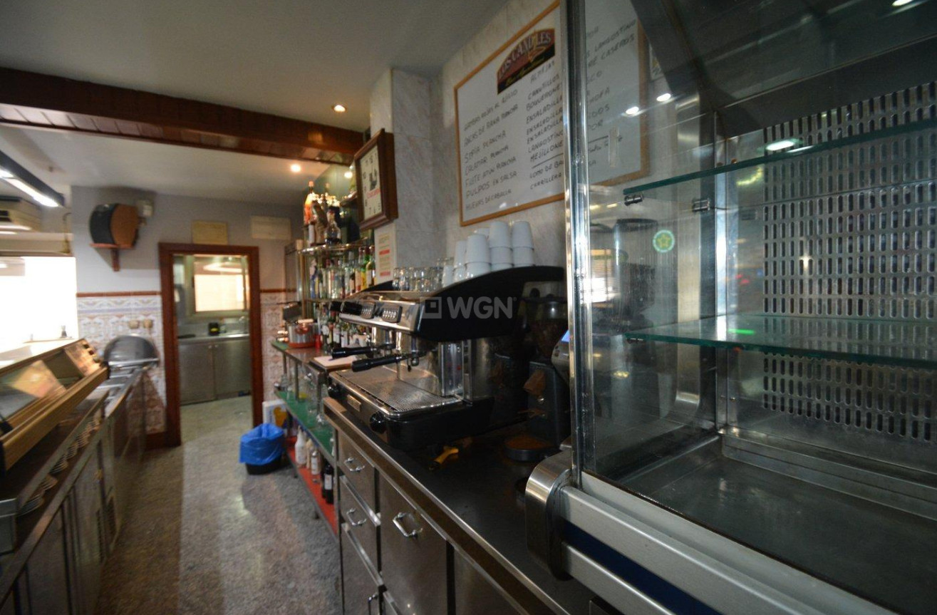 Resale - Commercial - Bigastro - Centro