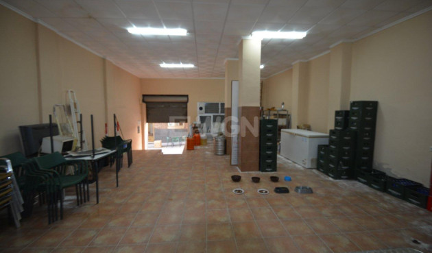 Resale - Commercial - Bigastro - Centro