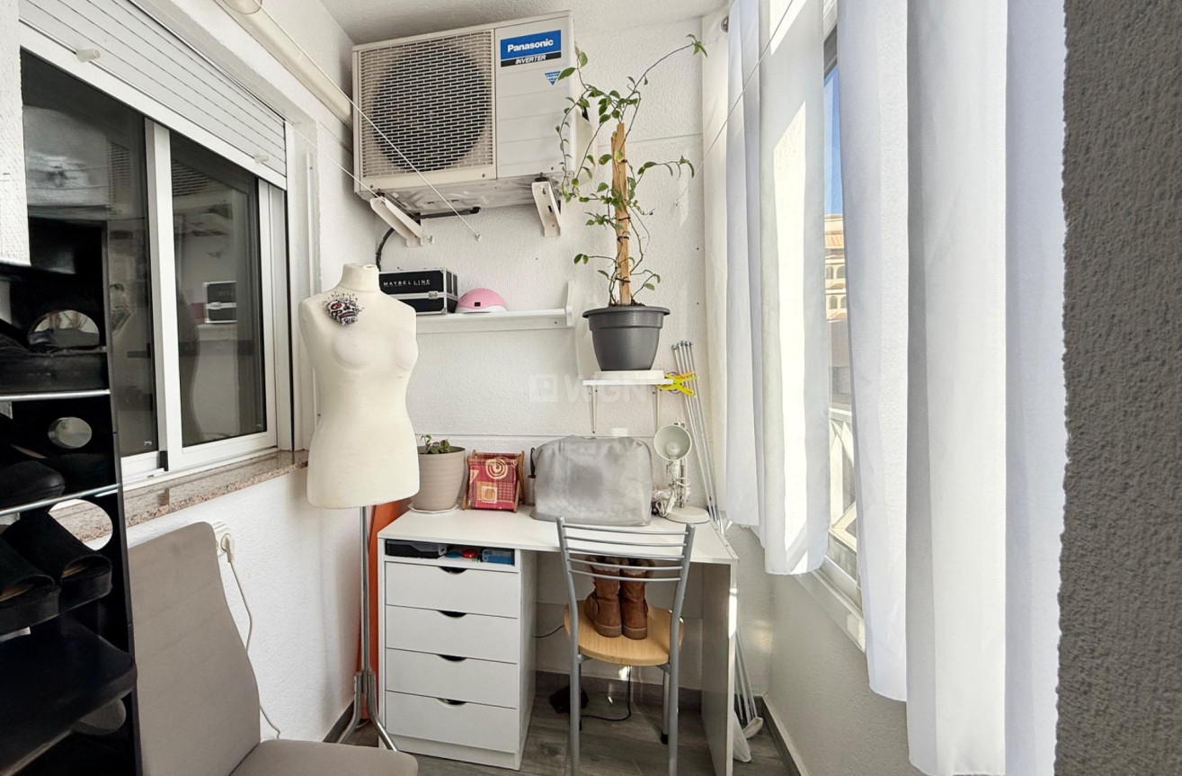 Resale - Apartment / flat - Torrevieja - PARQUE DE LAS NACIONES