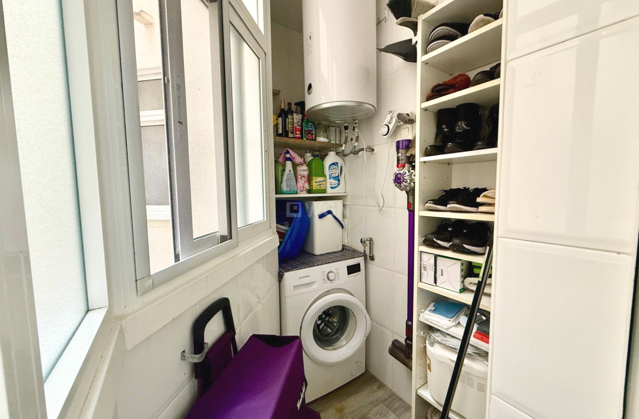 Resale - Apartment / flat - Torrevieja - PARQUE DE LAS NACIONES