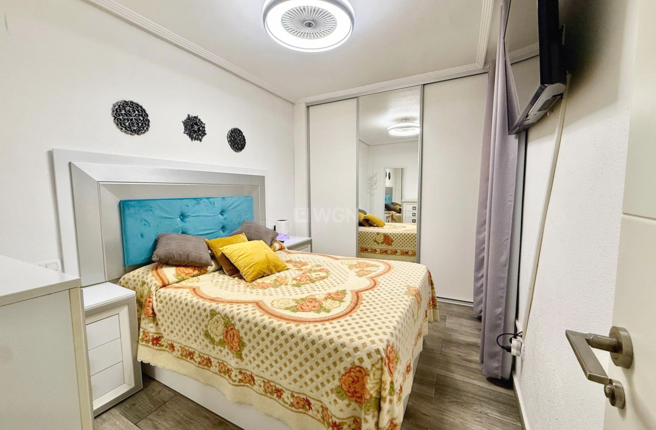 Resale - Apartment / flat - Torrevieja - PARQUE DE LAS NACIONES