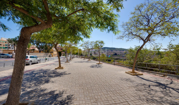 Odsprzedaż - Mieszkanie w bloku - Guardamar del Segura - Pueblo