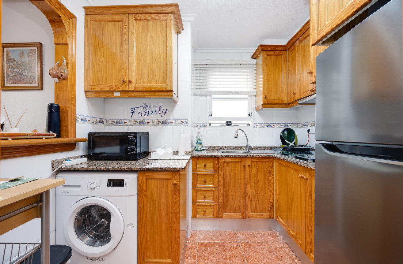 Odsprzedaż - Mieszkanie w bloku - Guardamar del Segura - Pueblo