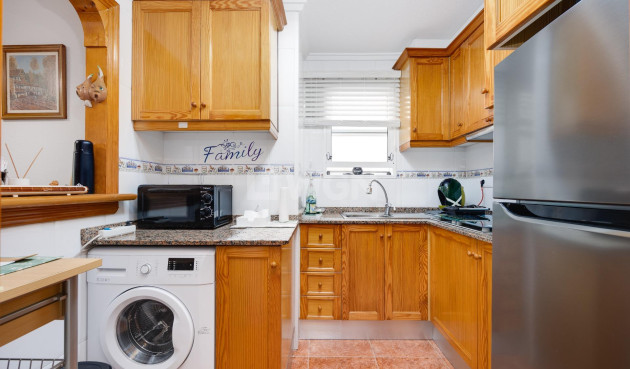 Odsprzedaż - Mieszkanie w bloku - Guardamar del Segura - Pueblo