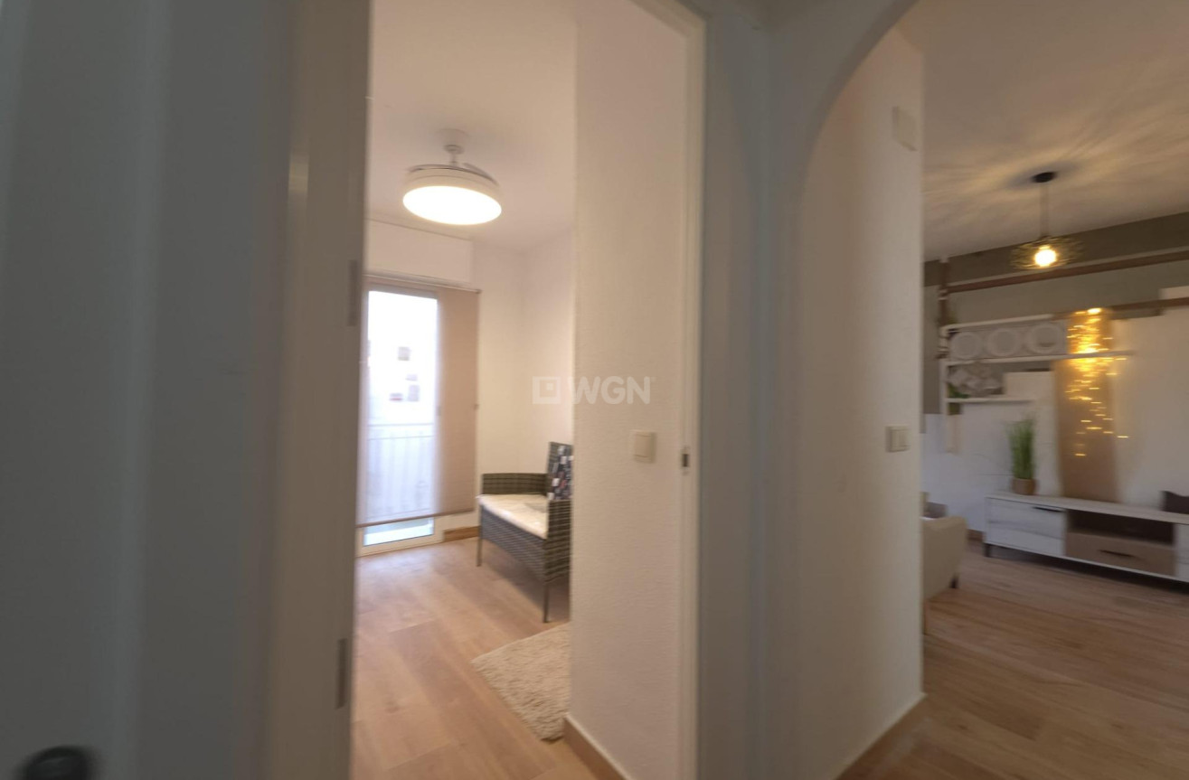 Odsprzedaż - Daszek - Torrevieja - Cala Ferris